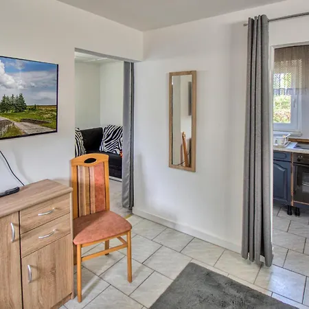 1 Bedroom Cozy In Ot Bellin Σπίτι διακοπών *